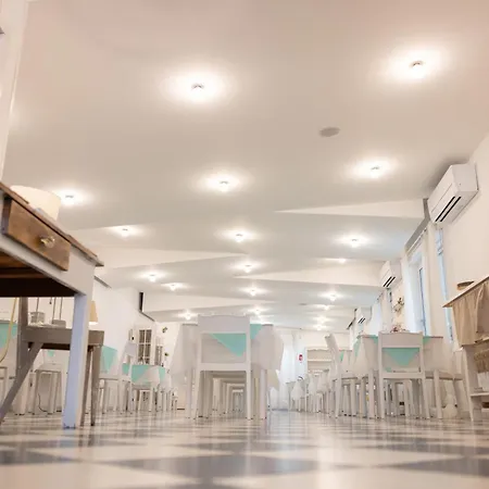 Petit 锡尔维玛丽娜