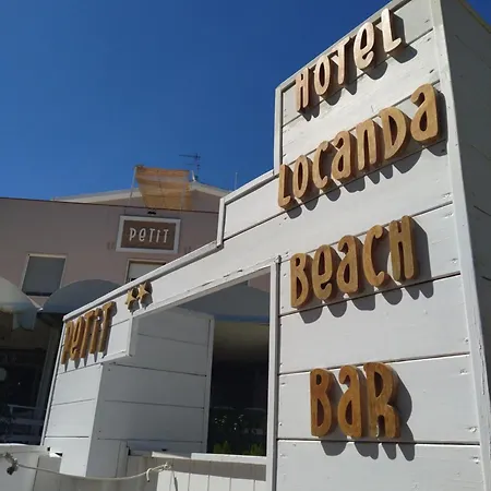 Petit Hotel 2*