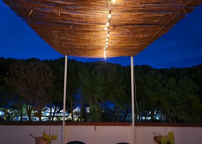 Отель Petit Royal Сильви-Марина