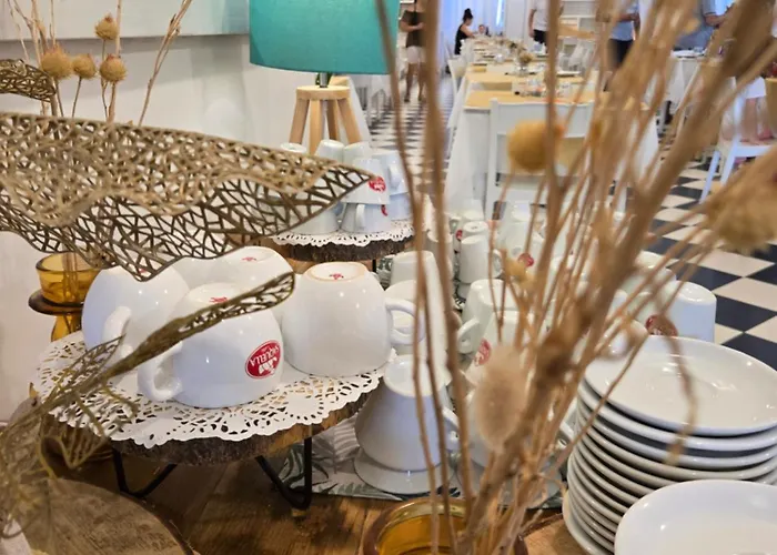 Petit Royal Отель